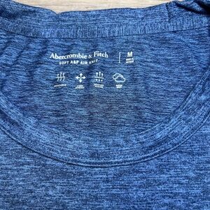 Abercrombie & Fitch blue air knit Short Sleeve Tee